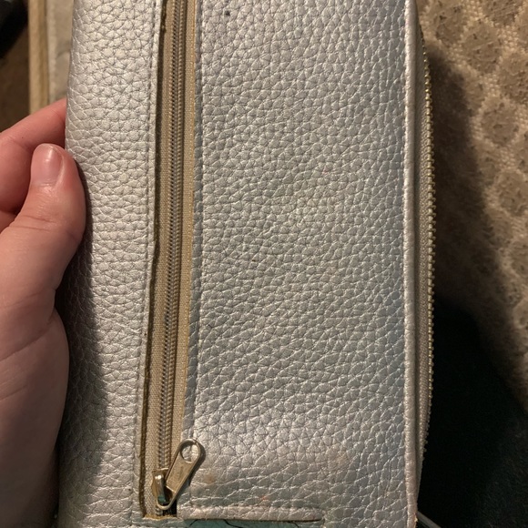 Wallet - Picture 2 of 3